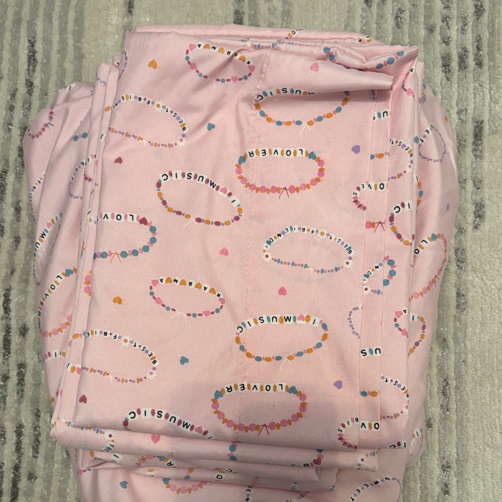 London Kaye Taylor Swift Bracelet Sheets